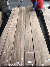 Crown Cut 0,40 mm Panel fornirowy z drewna orzechowego amerykańskiego, klasa B