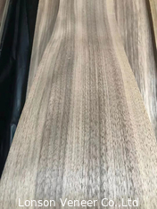 Fornir z drewna orzecha amerykańskiego klasy AAA, grubość 0,40 mm, ćwiartka