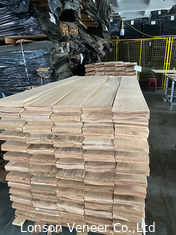 10% wilgoci Fornir podłogowy z drewna biały dąb, szerokość 1,2 mm, klasa C
