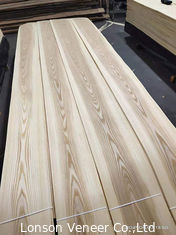 OEM Biały fornir z drewna jesionowego Korona Cut 0,45 mm Grubość 120 mm Długość