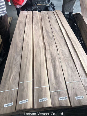 Crown Cut American Orzech Fornir Panel B Klasa