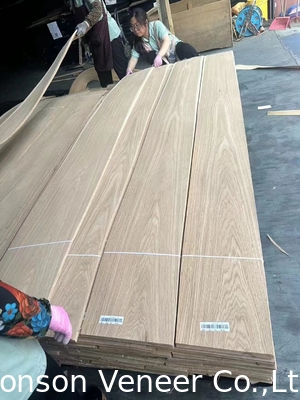 0.4mm Panel Białej Dębowej Drzewa Finery Stopień AAA dobre w magazynie Crown Cut