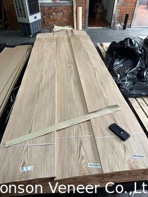 OEM Red Oak Wood Veneer, Panel AA Grade Thickness 0.5mm towary jakości