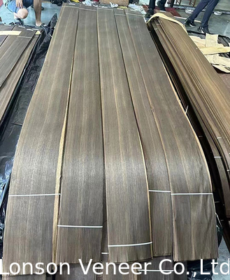 0.5mm Czwartokrotnie wycięte Wędzone drewno dębowe europejskie Finery 250cm Długość